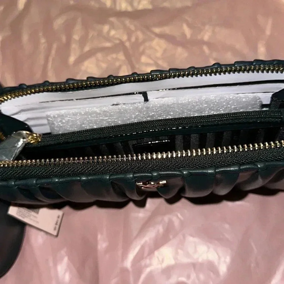 NWT! VICTORIA'S SECRET | Crossbody &Large Wallet With Zip - Picture 3 of 4